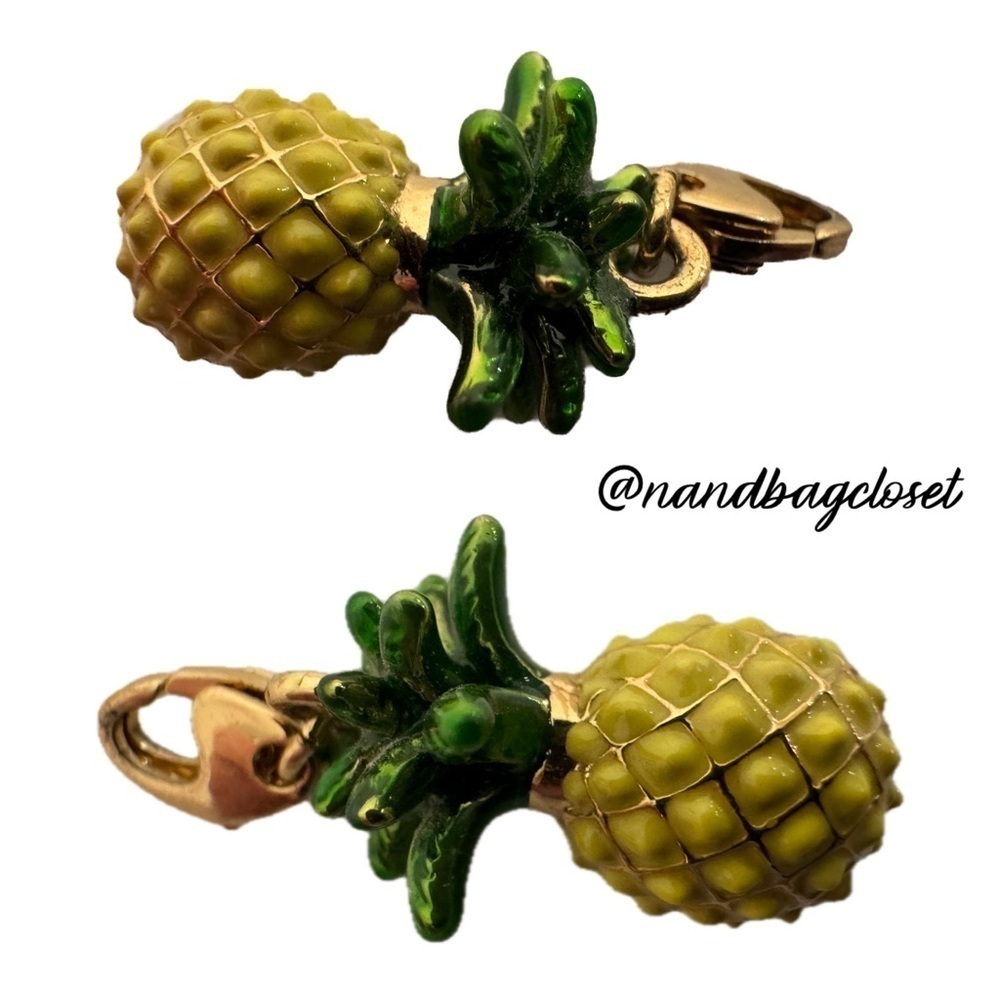KATE SPADE PINEAPPLE CHARM HOW CHARMING BY THE POOL HOW REFRESHING NO BRACELET - Picture 2 of 8